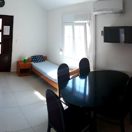Apartments Dubravka Pirovac Luaran gambar