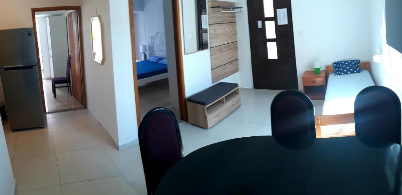 Apartments Dubravka Pirovac Luaran gambar