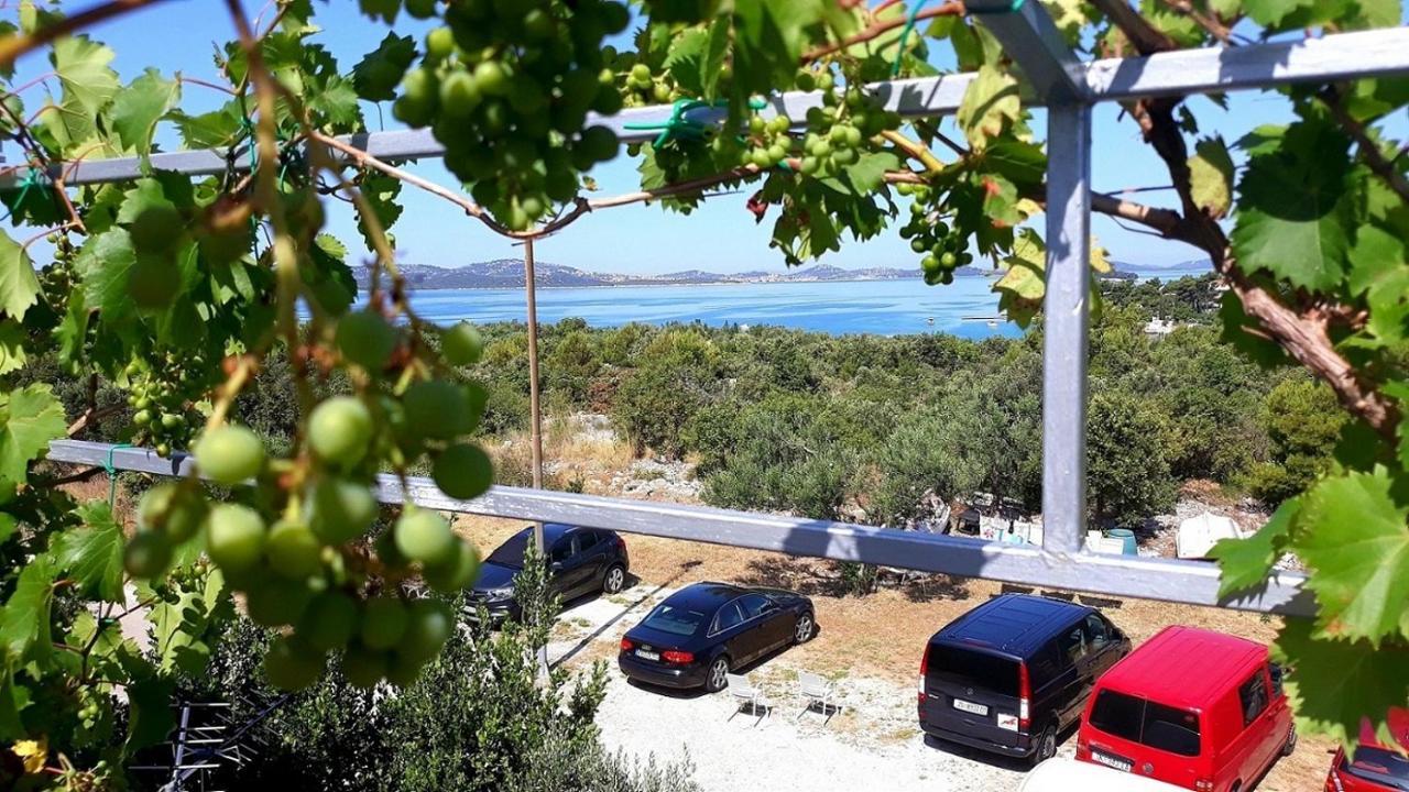 Apartments Dubravka Pirovac Luaran gambar