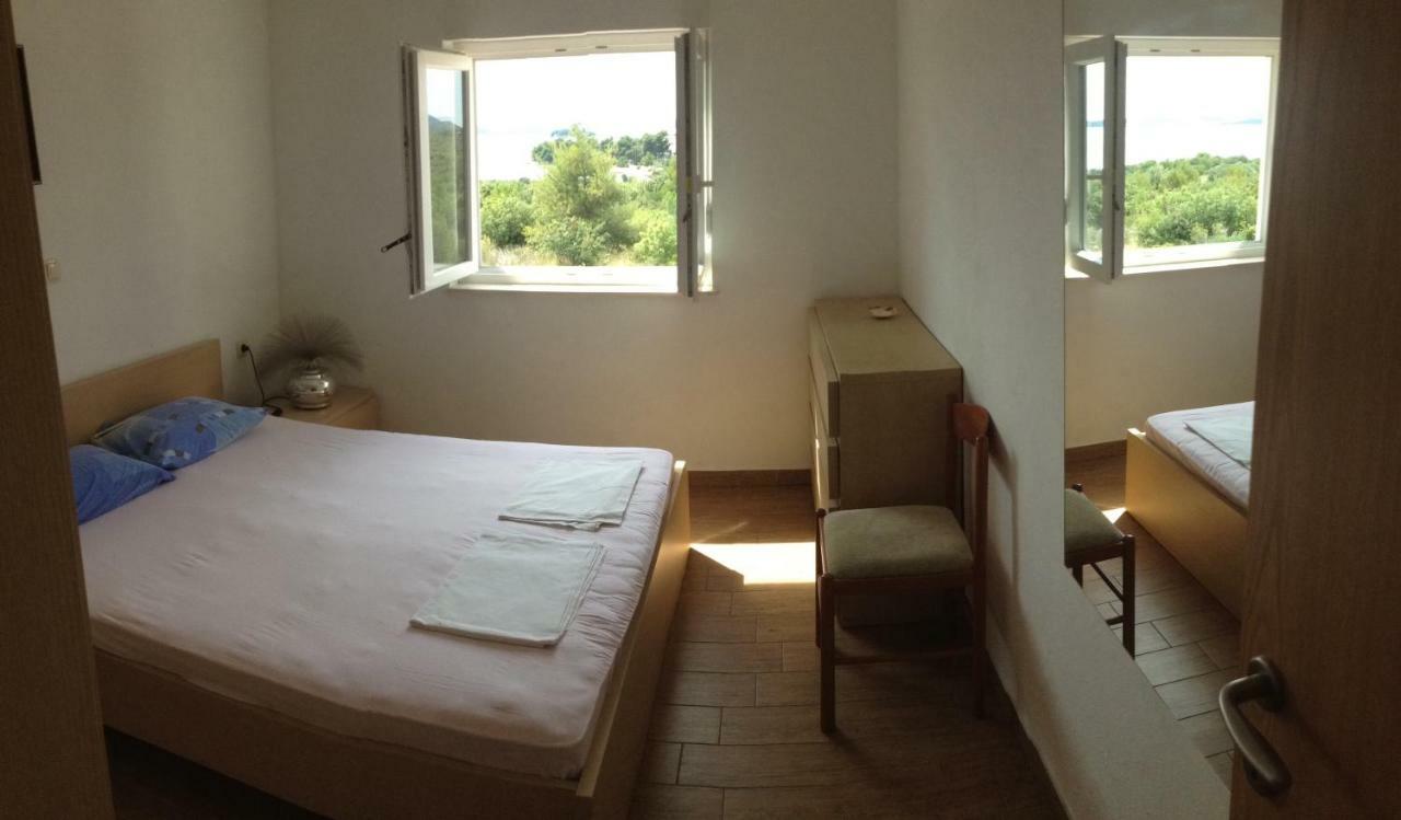Apartments Dubravka Pirovac Luaran gambar