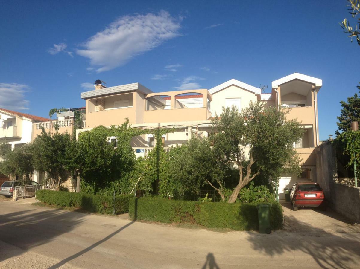Apartments Dubravka Pirovac Luaran gambar